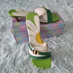 Smitten by Michael Simon Vintage Bee Slide Mules - Green/White/Yellow - Size 8